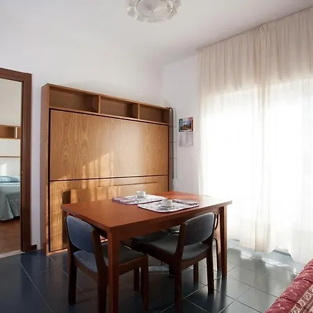 Casavacanze Internazionale Apartmanhotel Diano Marina
