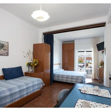 Casavacanze Internazionale Апарт-отель Диано-Марина
