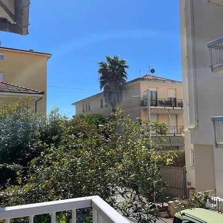 Casavacanze Internazionale 3* Diano Marina