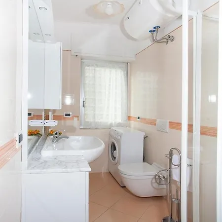 Casavacanze Internazionale Apartmanhotel 3*