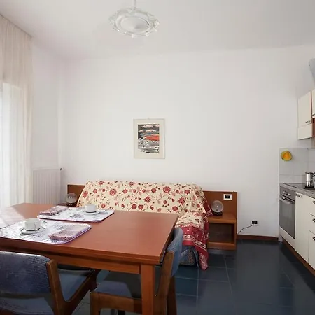 Casavacanze Internazionale Apartmanhotel 3*