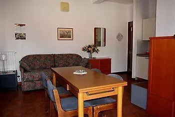 Casavacanze Internazionale アパートホテル 3*