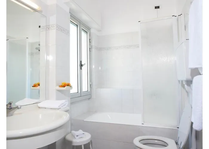 アパートホテル Casavacanze Internazionale 3*