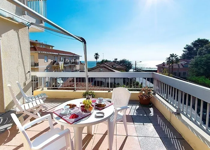 Casavacanze Internazionale Apart Otel Diano Marina