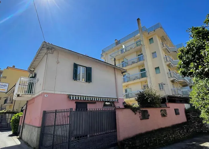 Apartahotel Casavacanze Internazionale Diano Marina
