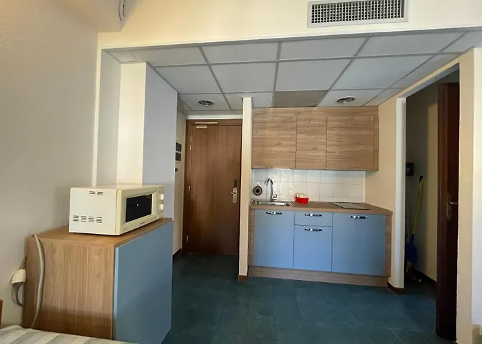 Casavacanze Internazionale Apart Otel 3*